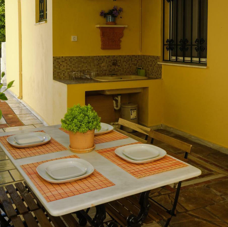 House With Garden Near The Sea Apartment Agia Efimia Luaran gambar