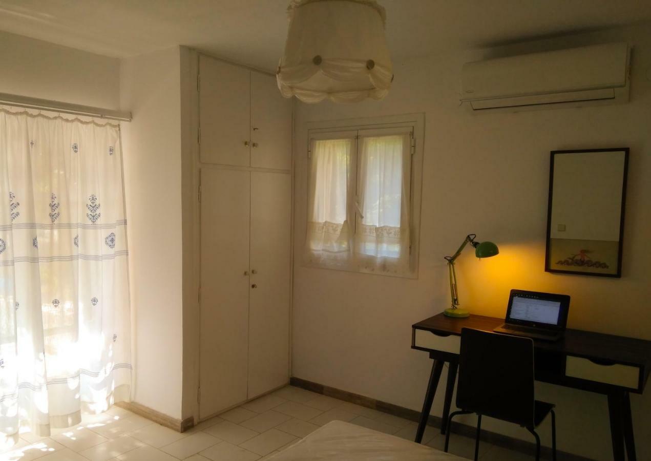 House With Garden Near The Sea Apartment Agia Efimia Luaran gambar