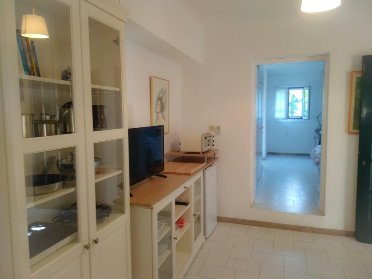 House With Garden Near The Sea Apartment Agia Efimia Luaran gambar